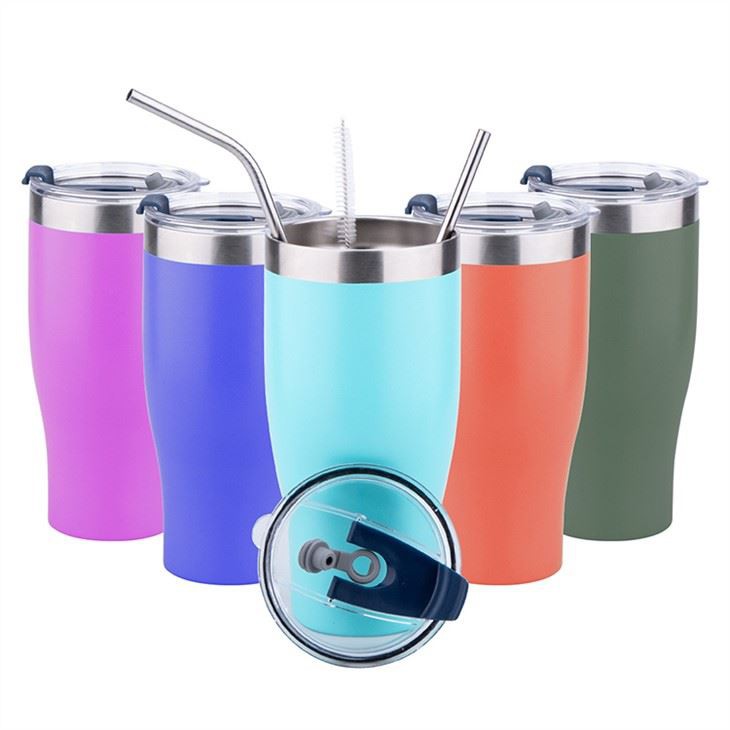 Tumbler keluli tahan karat Dengan Jerami
